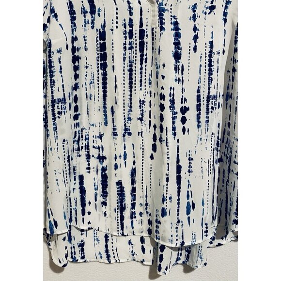 Torrid Top Womens 3X Blue Tie Dye Split Neck Georgette Lightweight Flowy Boho - Picture 3 of 8